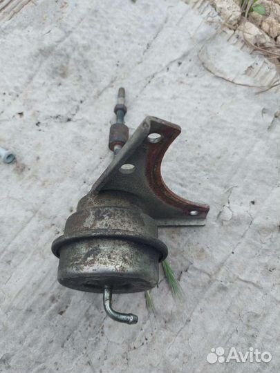 Актуатор турбины на Volkswagen Passat B5