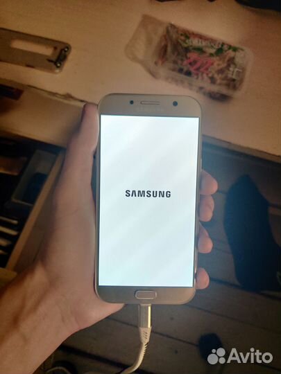 Samsung Galaxy A7 (2017) SM-A720F/DS, 3/32 ГБ