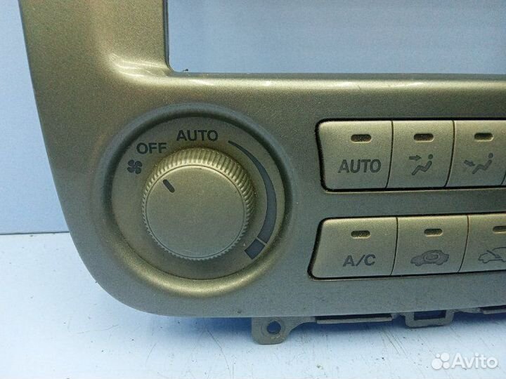 Блок управления климат-контролем Honda Stream RN1