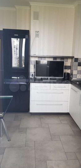 2-к. квартира, 55 м², 5/9 эт.