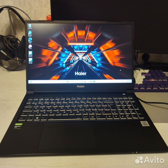 Игровой ноутбук Haier GG1500А