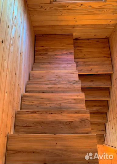 Г-образная лестница