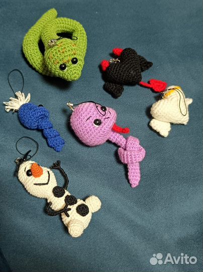Вязаные брелки