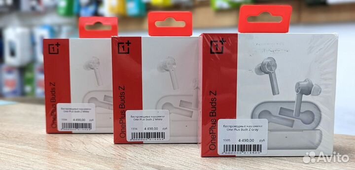 Новые Наушники OnePlus Buds Z дефект