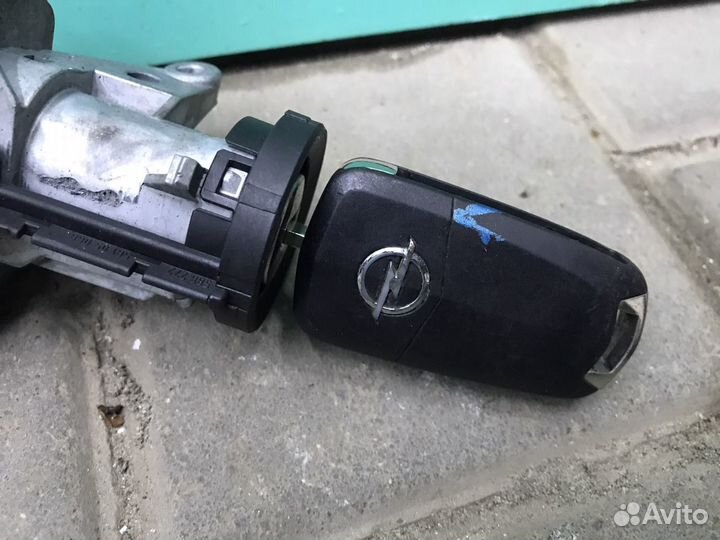 Замок зажигания Опель Астра Аш