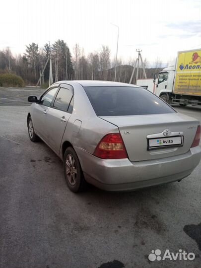 Toyota Corolla 1.5 AT, 2001, 300 000 км