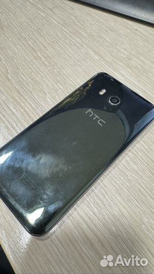 HTC U11, 4/64 ГБ