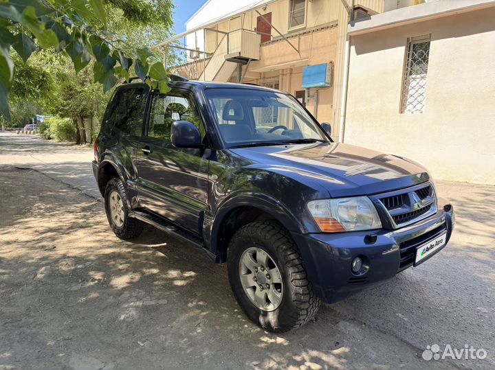 Mitsubishi Pajero 3.2 AT, 2006, 205 000 км