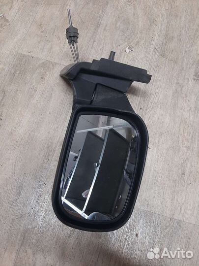 Зеркало правое нива