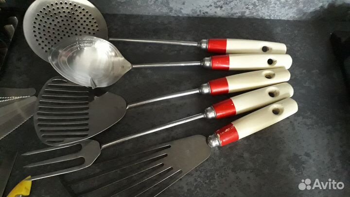 Посуда и товары для кухни, вазы