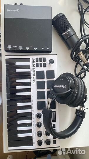 Комплект звукозаписи Sтеinвеrg UR22С Rеcоr