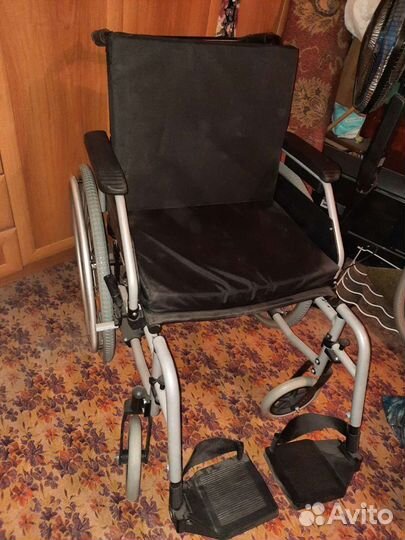 Инвалидная коляска новая