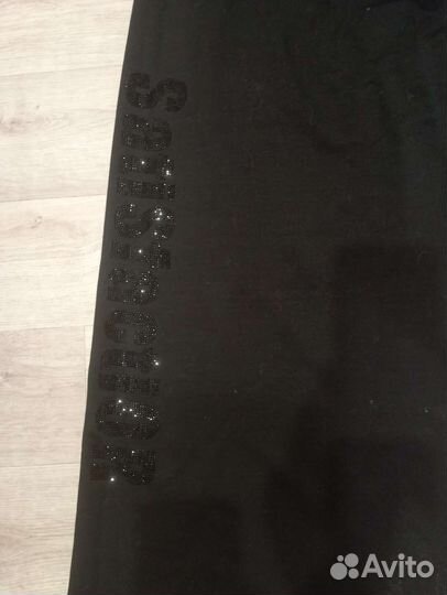 Спортивный костюм женский