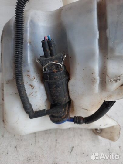 Бачок омывателя Opel Corsa хэтчбэк 3 дв. 1.2