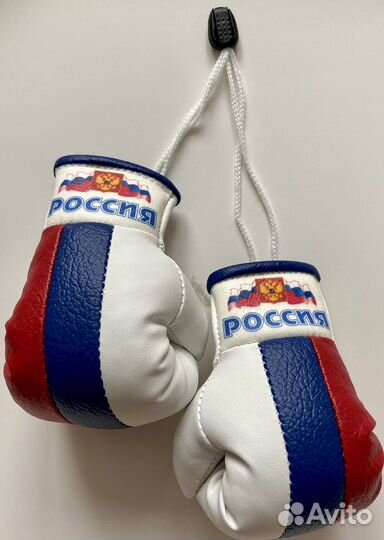 Боксерские перчатки Суверены