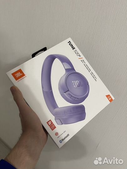 Беспроводное наушники JBL Tune 520BT Black, White