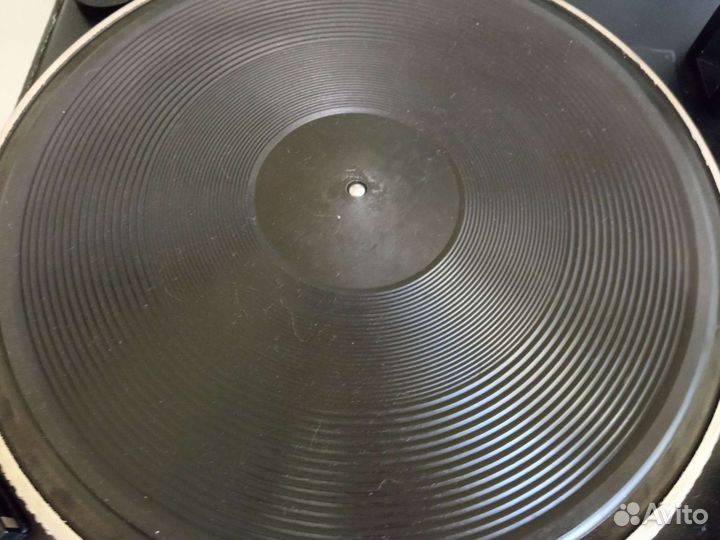 Проигрыватель винила Вега 109