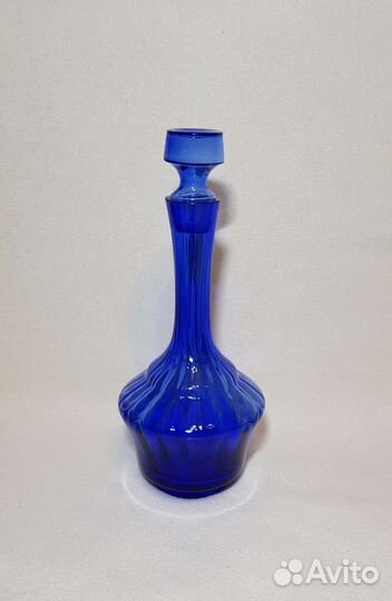 Графин с рюмками, синее стекло. СССР