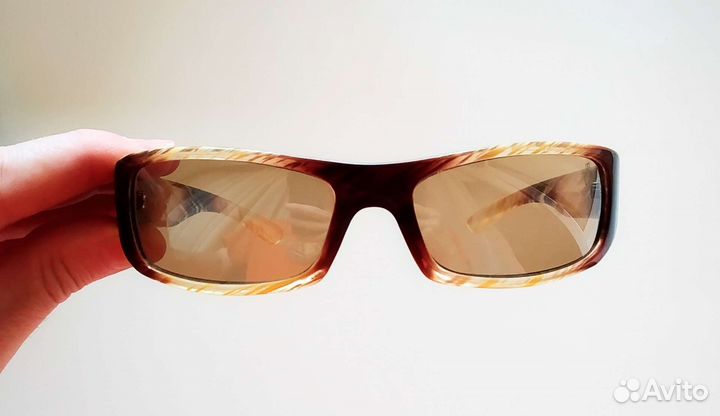 Женские солнцезащитные очки 