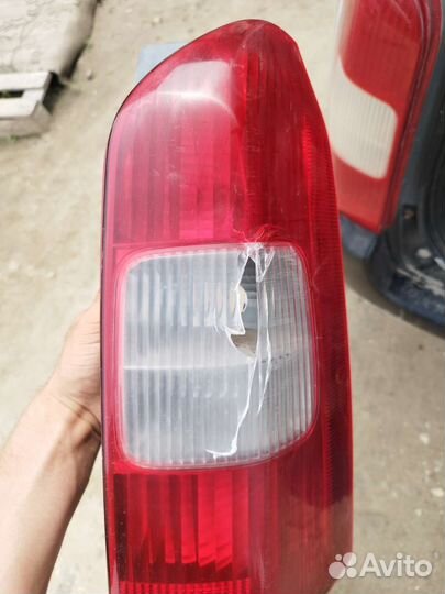 Задние фонари