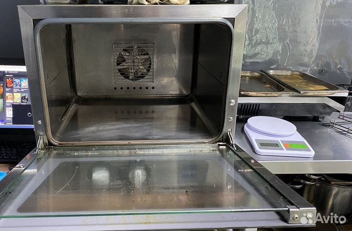 Духовой шкаф