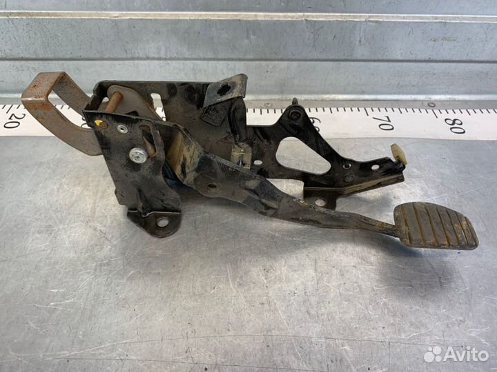 Педаль тормоза Renault Megane BM 2002- 2009