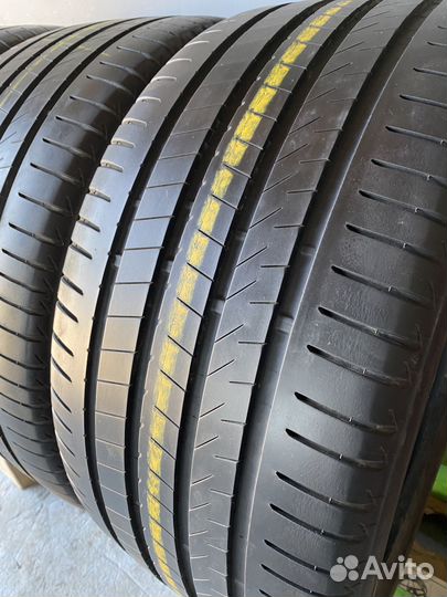 Bridgestone Alenza 001 295/35 R21
