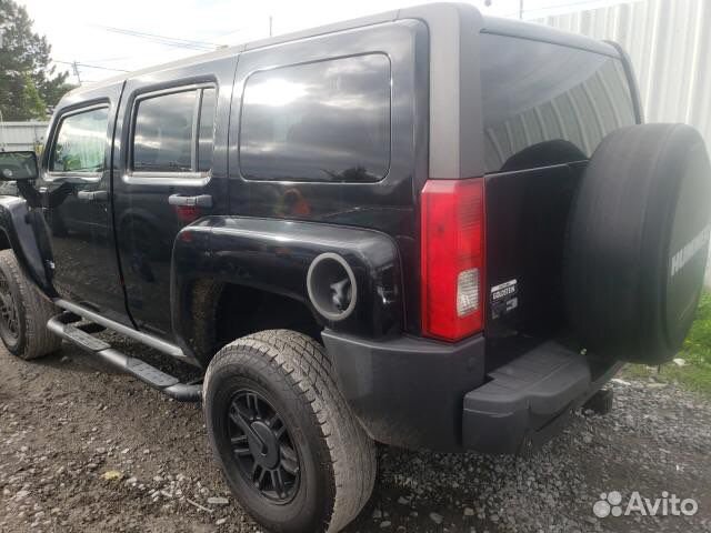 В разборе Hummer H3