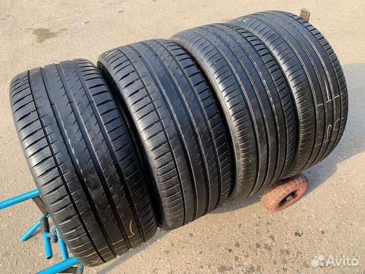 Michelin Pilot Sport EV Acoustic 235/45 R20 и 255/40 R20