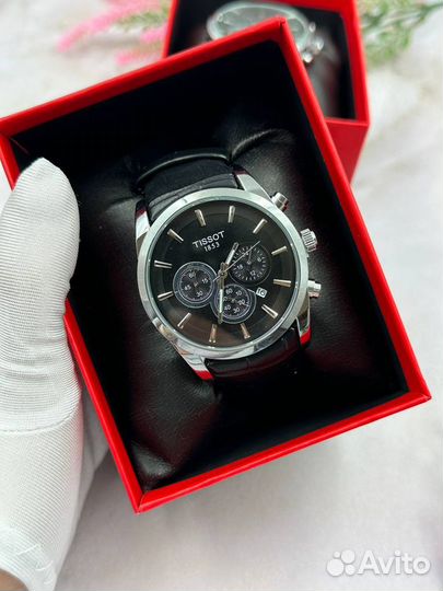 Мужские часы Tissot разные цвета