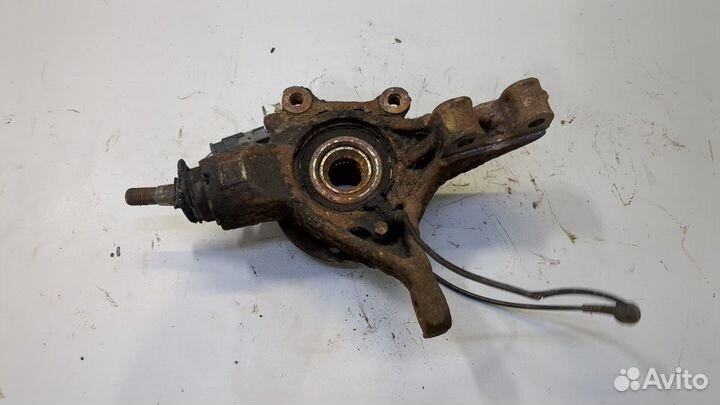 Ступица (кулак, цапфа) правая передняя Peugeot 308