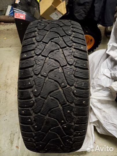 Pirelli Ice Zero 285/60 R18 116T