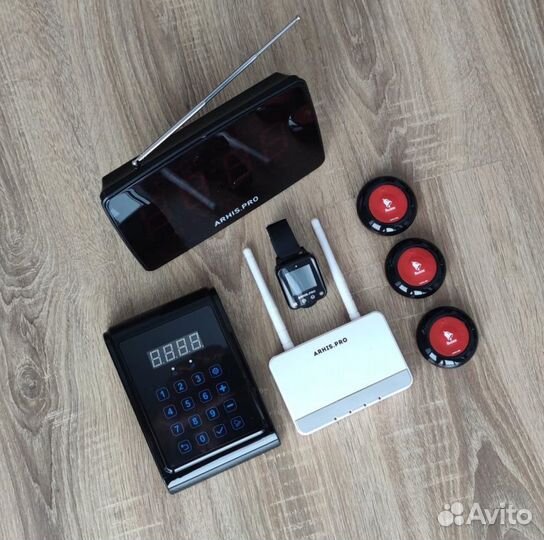 Кнопка вызова официанта,часы, табло, пульт, репите