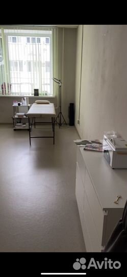 Аренда места мастера маникюра и педикюра