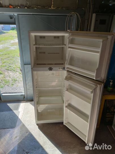 Холодильник бу