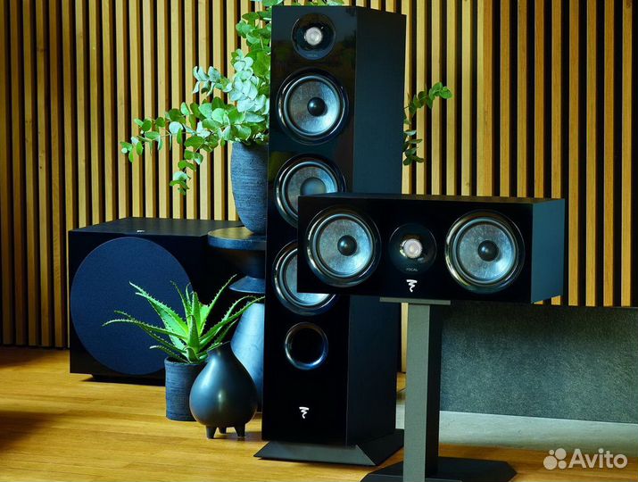 Сабвуфер Focal Sub 600P Black