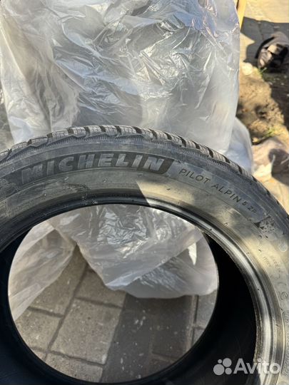 Michelin Alpin 5 225/50 R17 98H