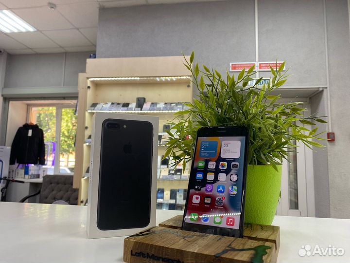 iPhone 7 Plus 32Gb 75 акб Черный imei3553460880781