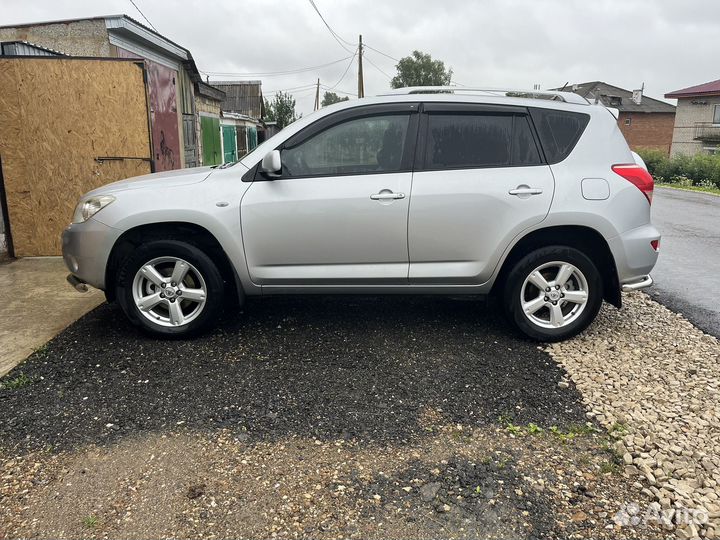 Toyota RAV4 2.0 AT, 2008, 191 000 км