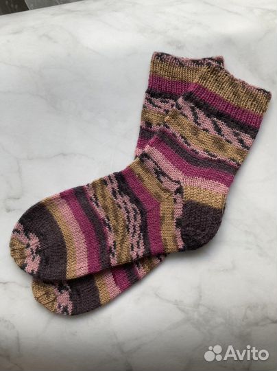 Вязаные носки женские