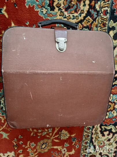 Печатная машинка Москва (раритет в чемодане)