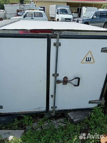 Будка хлебовозная на вис