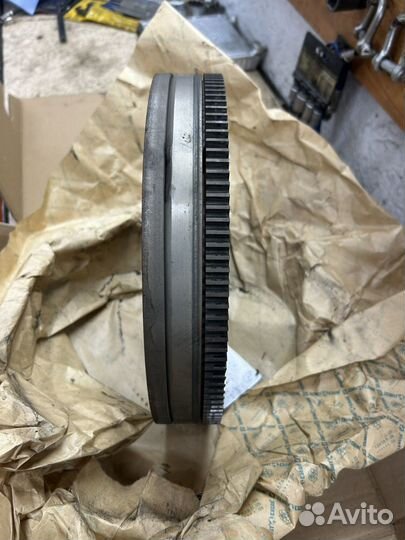 Даухмассоввй махавик octavia 1.8 2016