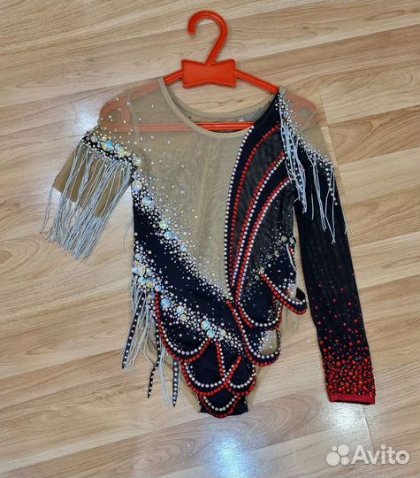 Купальник для художественной гимнастики