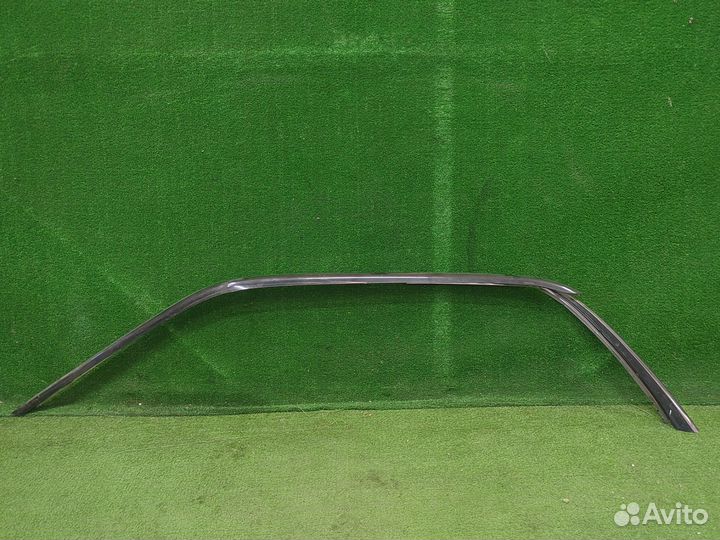 Ветровик передний левый Toyota Mark II JZX100