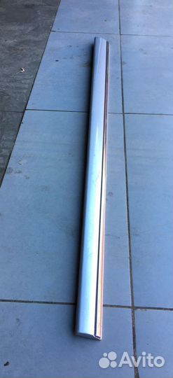 Молдинг двери передний правый mercedes W220