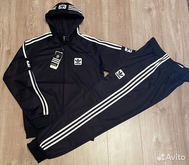 Спортивный костюм adidas флис теплый