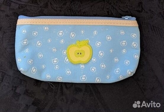 Косметички Ив Роше