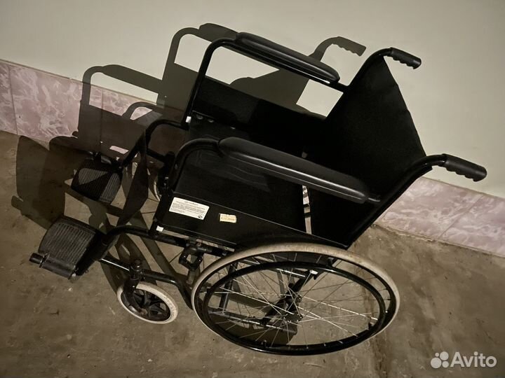 Коляска инвалидная
