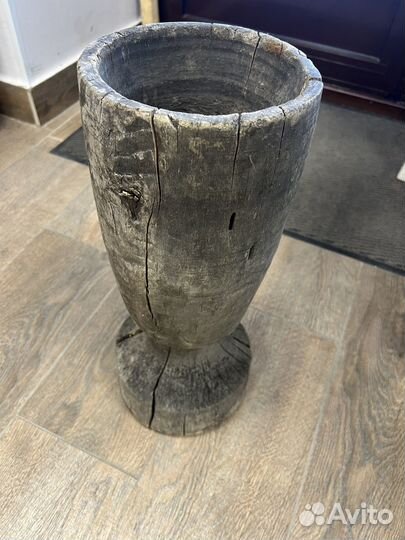 Ступа старая деревянная